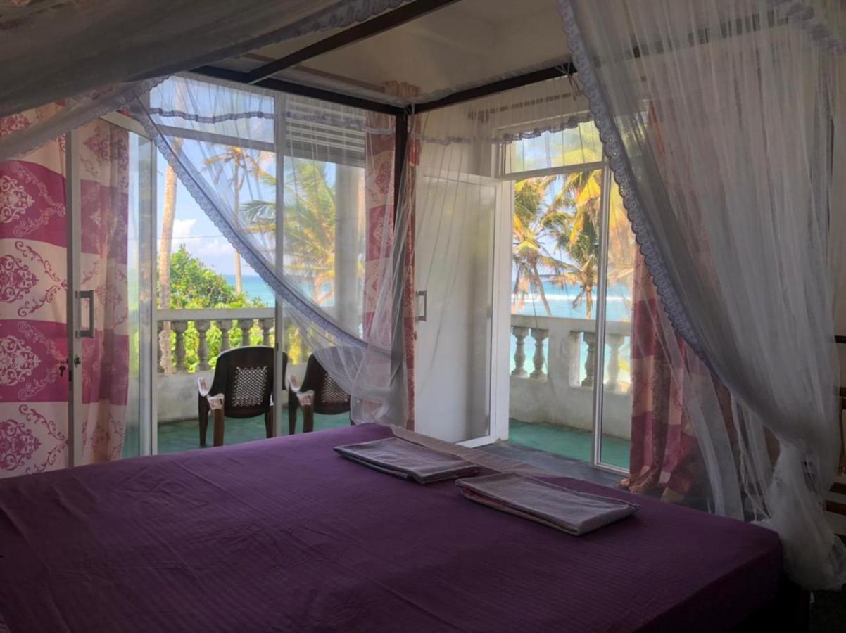 Sunray Rest - Beach View Homestay Mirissa Eksteriør billede