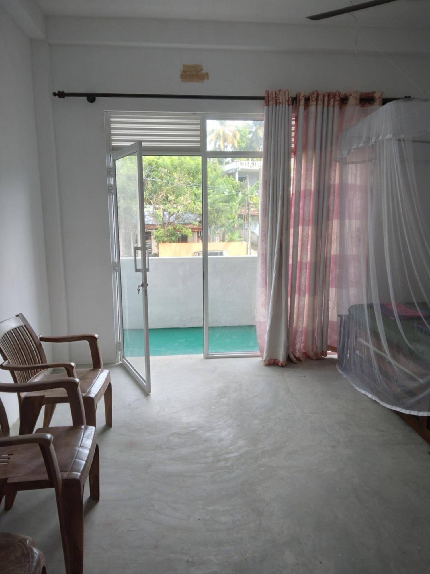 Sunray Rest - Beach View Homestay Mirissa Eksteriør billede