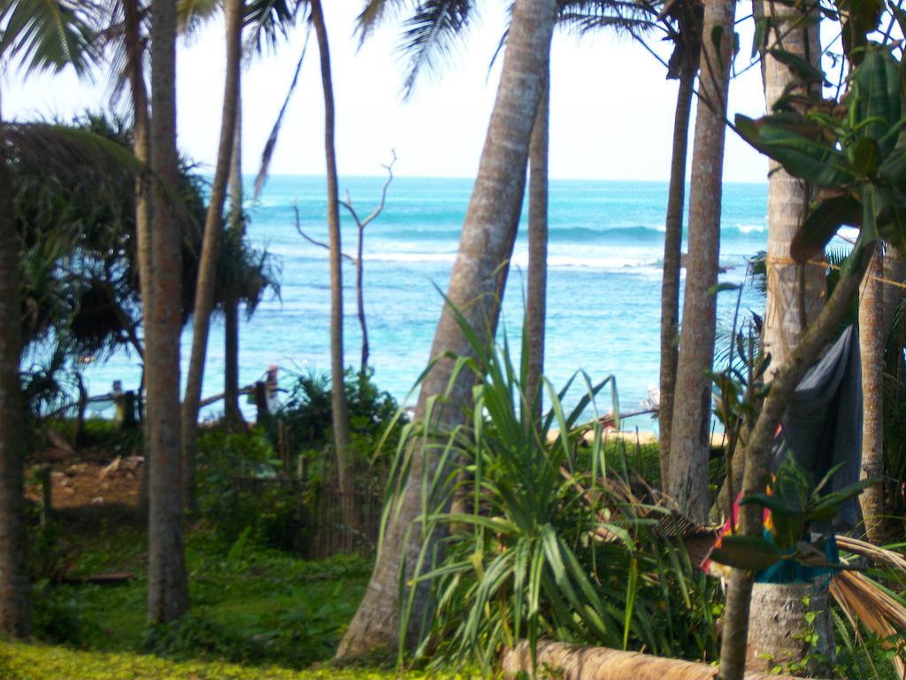 Sunray Rest - Beach View Homestay Mirissa Eksteriør billede