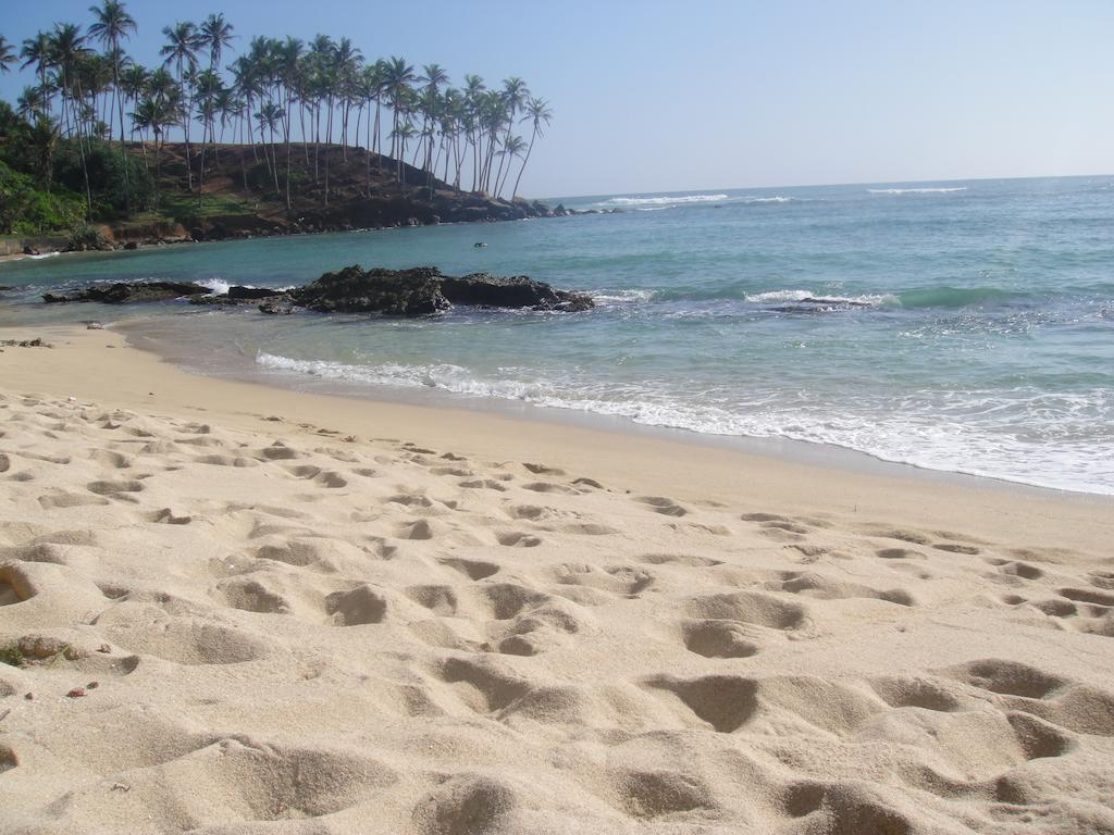 Sunray Rest - Beach View Homestay Mirissa Eksteriør billede