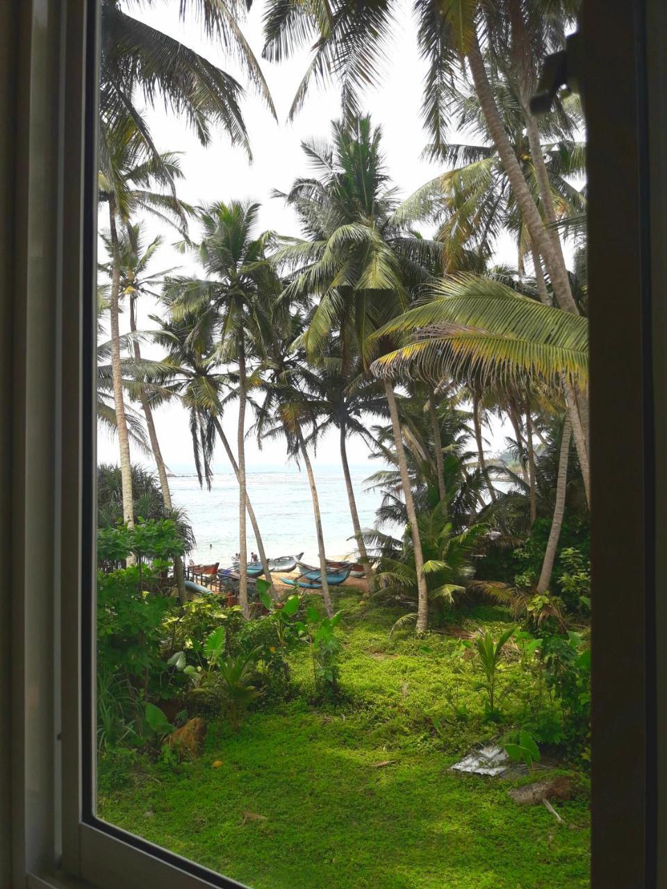 Sunray Rest - Beach View Homestay Mirissa Eksteriør billede