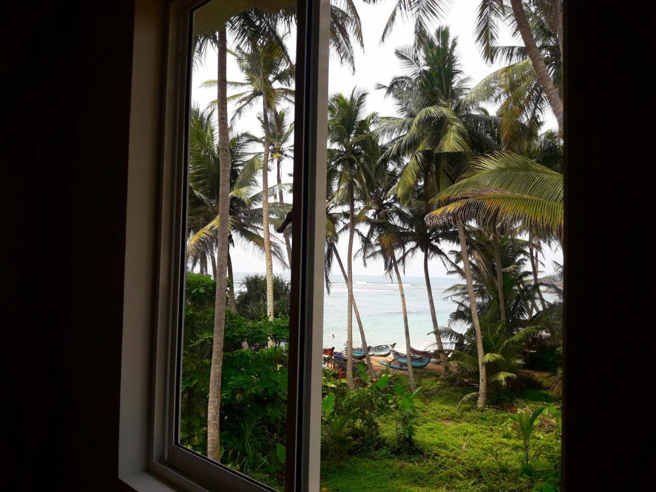 Sunray Rest - Beach View Homestay Mirissa Eksteriør billede